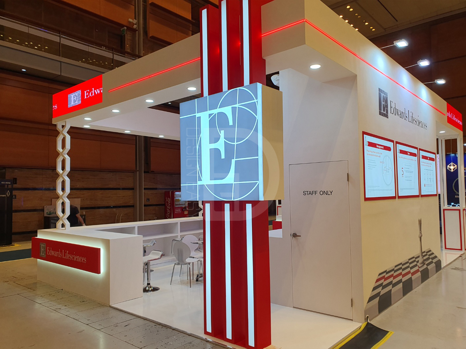 에드워즈 라이프사이언시스 목공 6부스