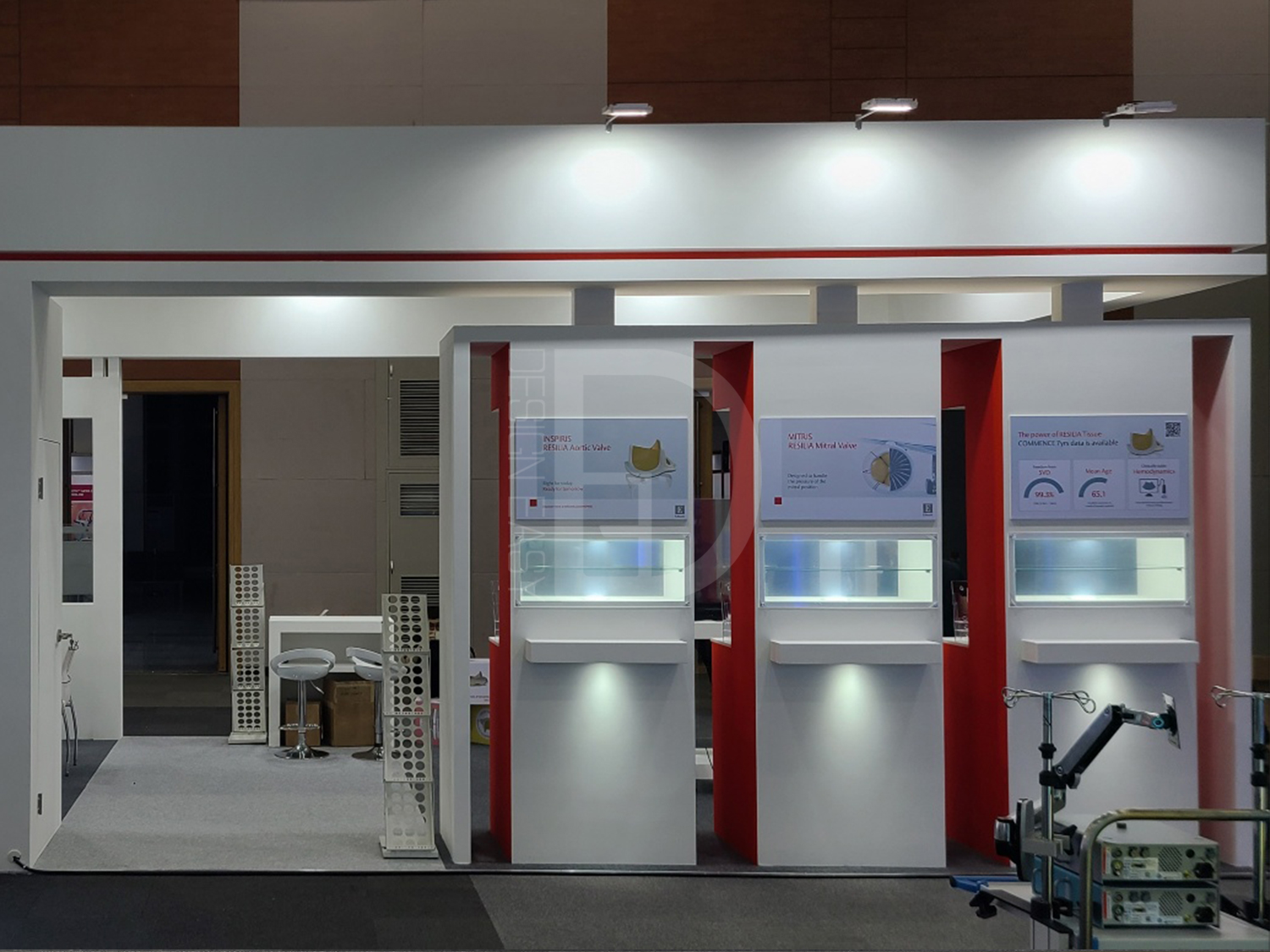 에드워즈 라이프사이언시스_목공 3부스